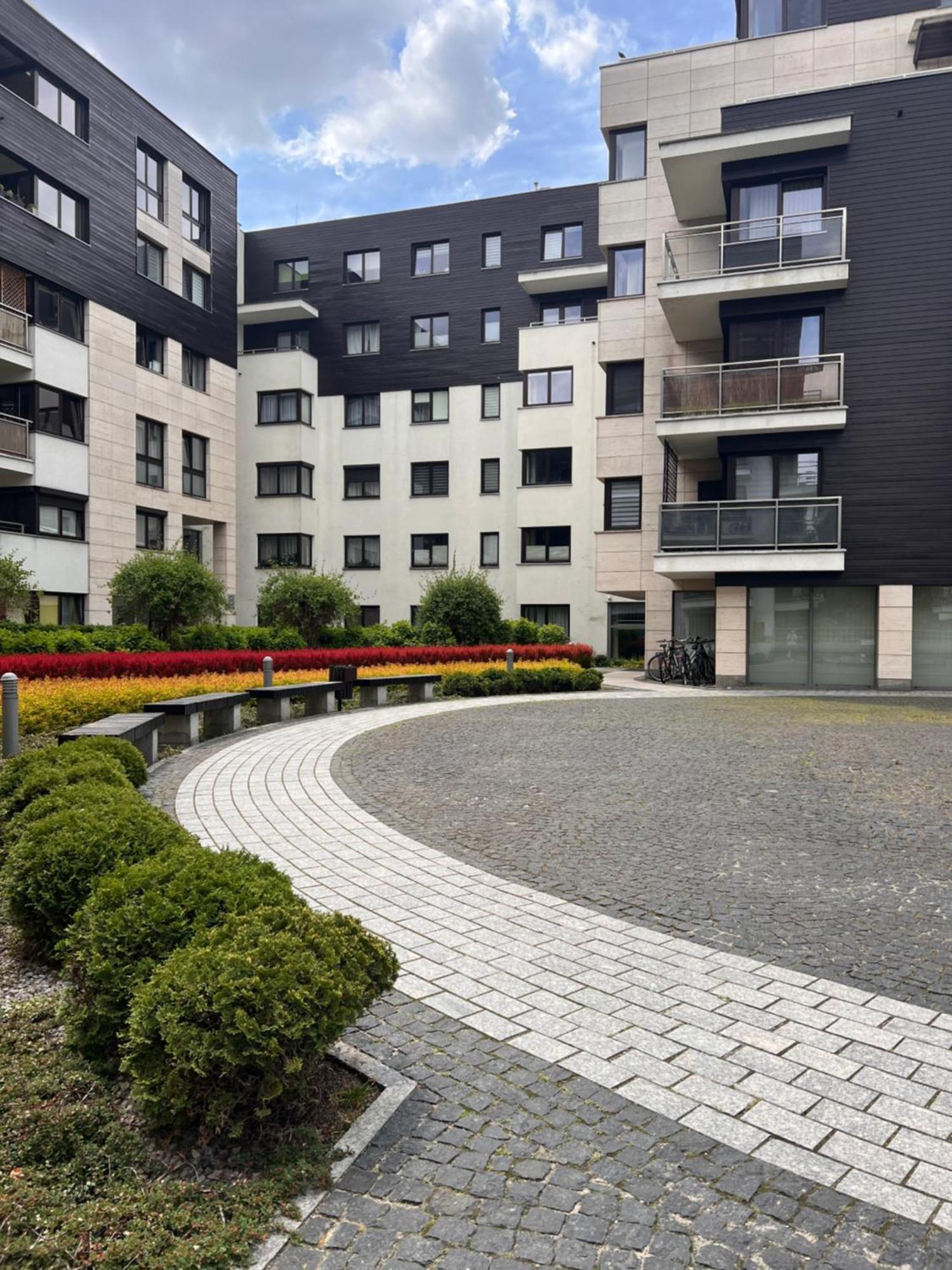 Lea Apartment *